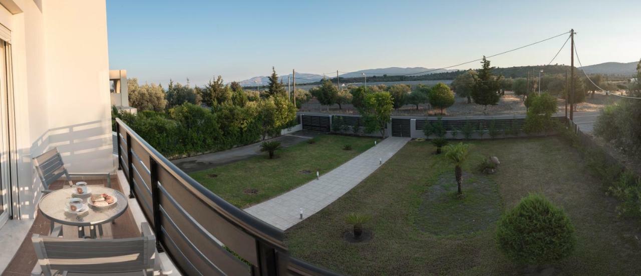 Villa Epavlis ハラキ エクステリア 写真